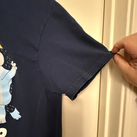Bluey Navy Blue Bandit Short Sleeve Graphic T-Shirt Crew Neck 100% Cotton/MEDIUM - Picture 3 of 5